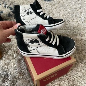 Snoopy Vans 7C